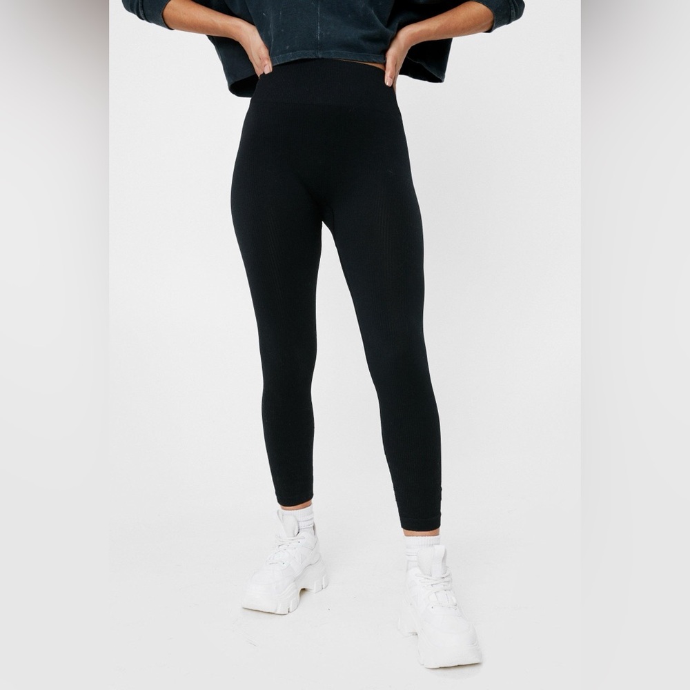 Nasty Gal‎ Ribbed Seamless Black Leggings Size Small
